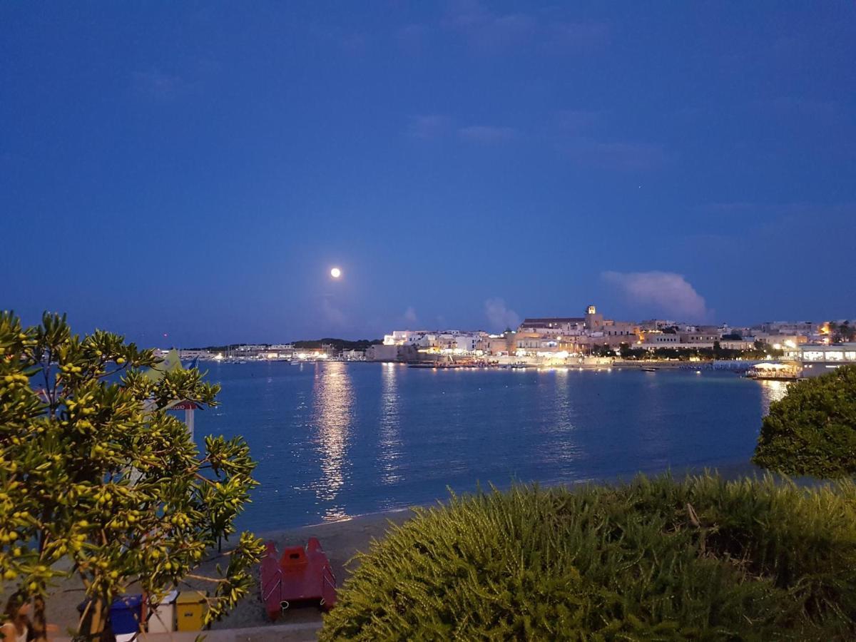 הוילה Torre Dell'Orso Centro - Villino Vista Mare Con Ampio Giardino מראה חיצוני תמונה